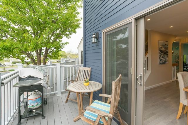 319 Swans Wharf Row, Newport, RI 02840