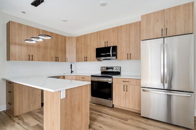 3992 S Lake Park Avenue 3S, Chicago, IL 60653