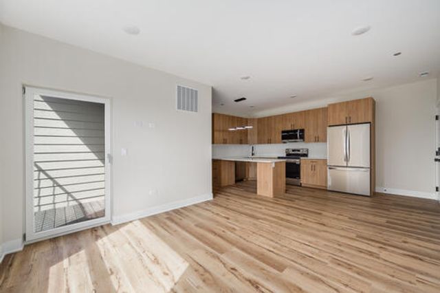 3992 S Lake Park Avenue 3S, Chicago, IL 60653