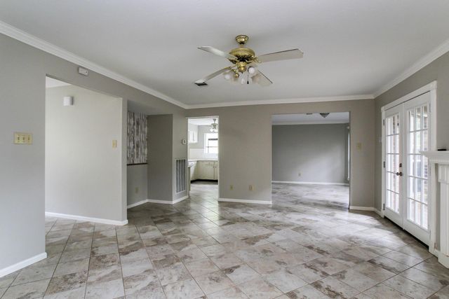 4434 Echo Falls Drive, Kingwood, TX 77345