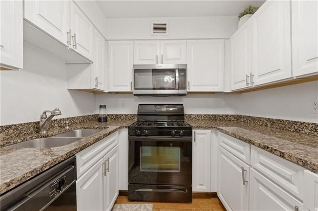 2479 Peachtree Road NE 503, Atlanta, GA 30305