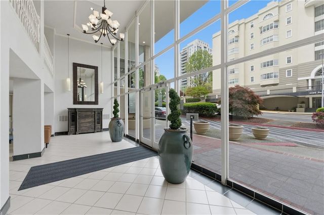 2479 Peachtree Road NE 503, Atlanta, GA 30305