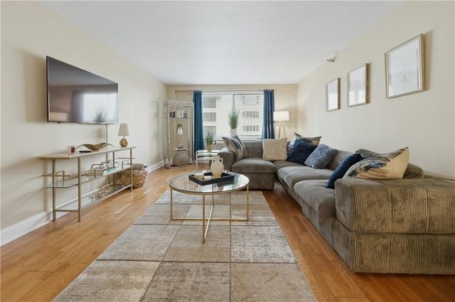 2479 Peachtree Road NE 503, Atlanta, GA 30305