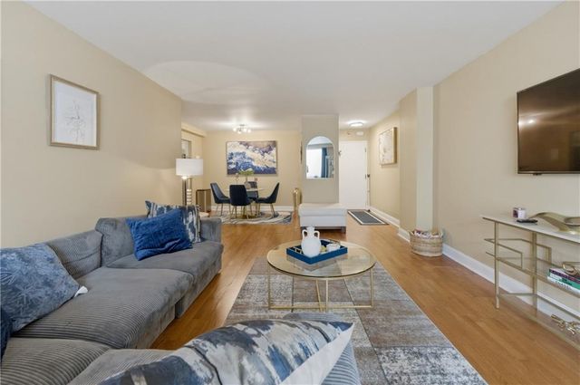 2479 Peachtree Road NE 503, Atlanta, GA 30305