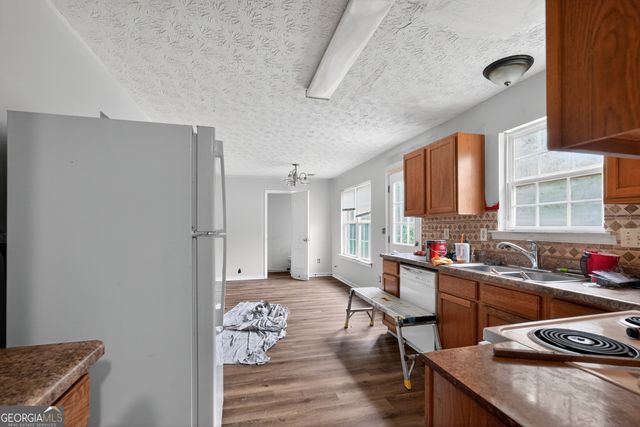 60 Artie Court, Oxford, GA 30054