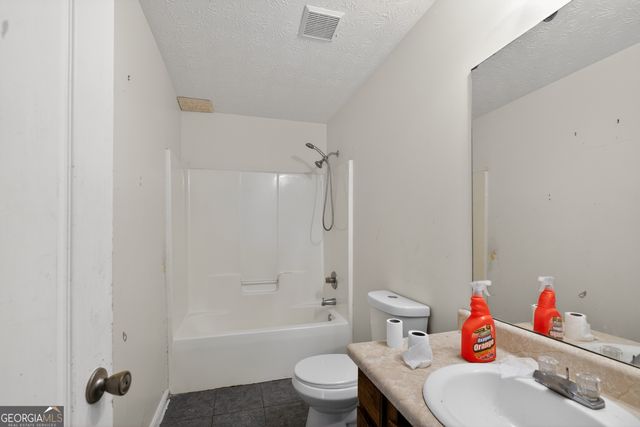 60 Artie Court, Oxford, GA 30054