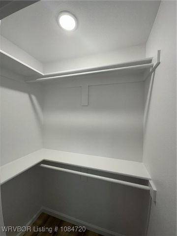 610 N Oak Street, Hackett, AR 72937