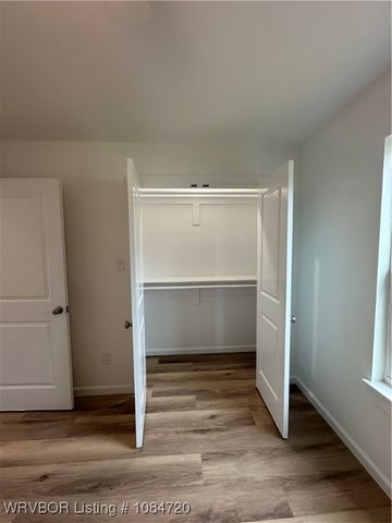 610 N Oak Street, Hackett, AR 72937