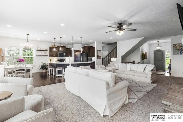 4702 N 208th Street, Elkhorn, NE 68022