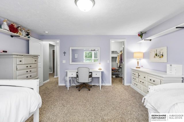 4702 N 208th Street, Elkhorn, NE 68022