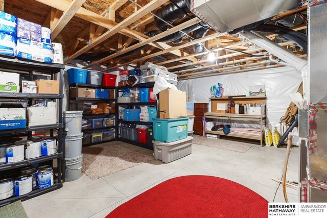 4702 N 208th Street, Elkhorn, NE 68022