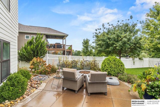 4702 N 208th Street, Elkhorn, NE 68022