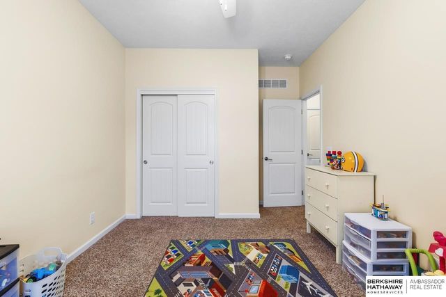 4702 N 208th Street, Elkhorn, NE 68022