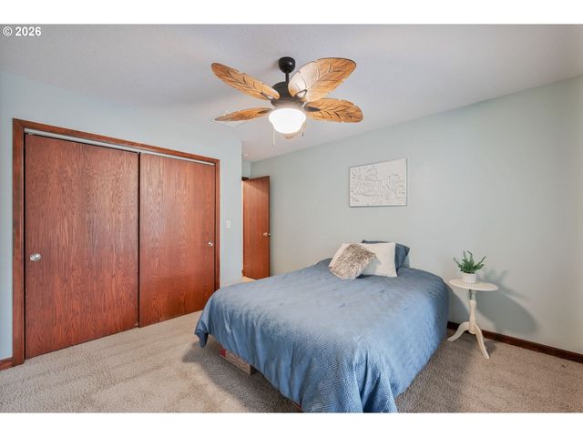 13905 Ne 326TH St, Battle Ground, WA 98604