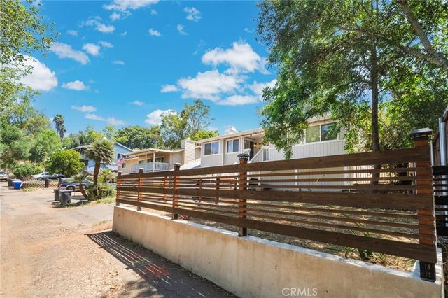 464 E Kalmia, Fallbrook, CA 92028