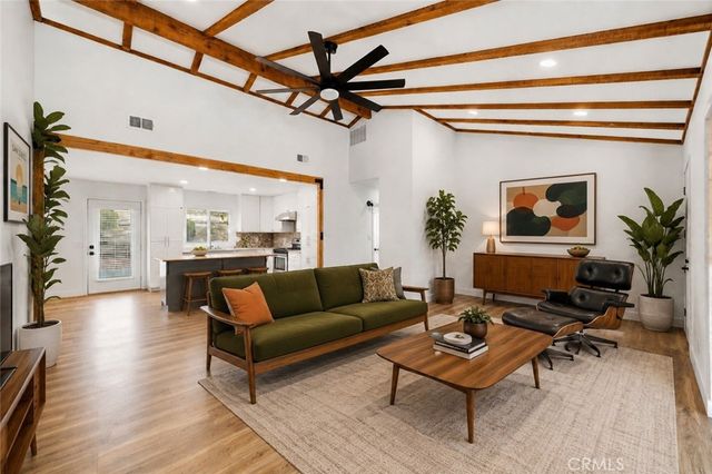464 E Kalmia, Fallbrook, CA 92028