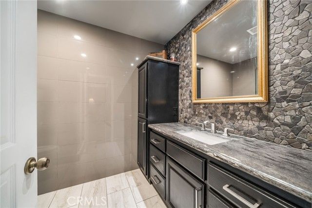 2030 E Santa Clara K2, Santa Ana, CA 92705