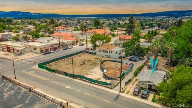 27271 Pacific St, Highland, CA 92346