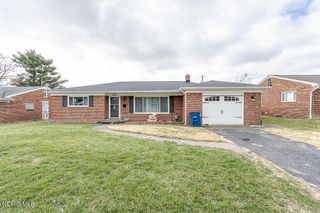 3021 Pinehurst Road, Toledo, OH 43613