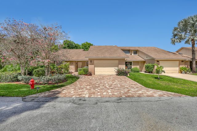 11890 Donlin Drive, Wellington, FL 33414