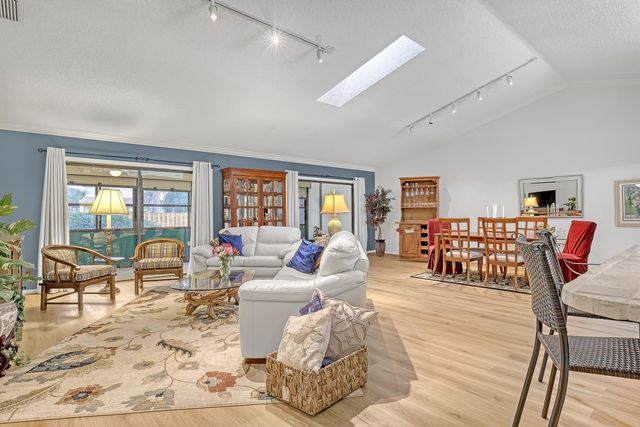 11890 Donlin Drive, Wellington, FL 33414