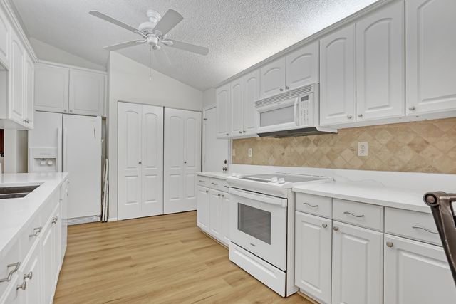 11890 Donlin Drive, Wellington, FL 33414