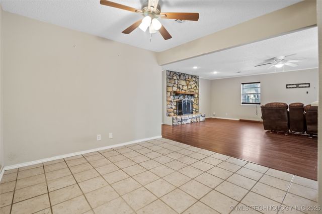 332 Brookline, Bartlesville, OK 74006