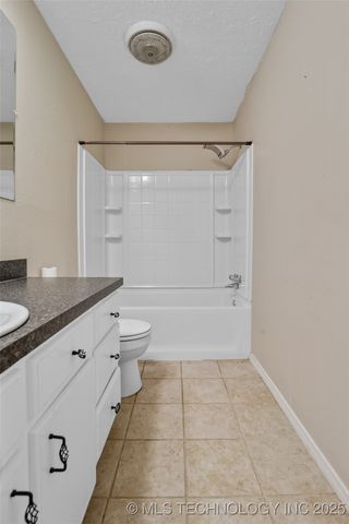 332 Brookline, Bartlesville, OK 74006