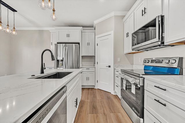 300 ANDERSON ST, Rocky Mount, VA 24151