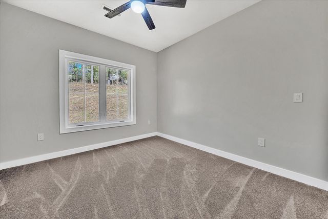 300 ANDERSON ST, Rocky Mount, VA 24151