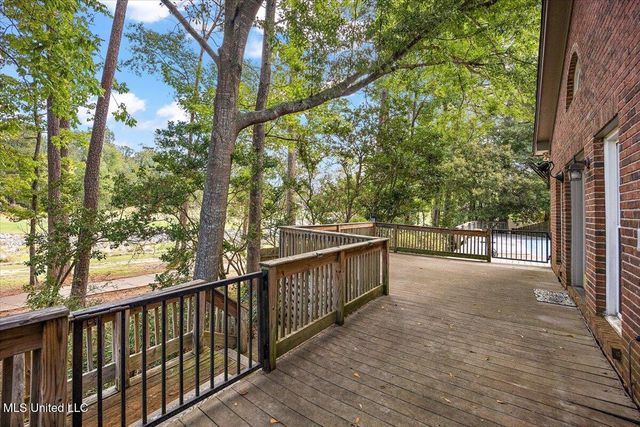 512 Dixton Drive, Brandon, MS 39047