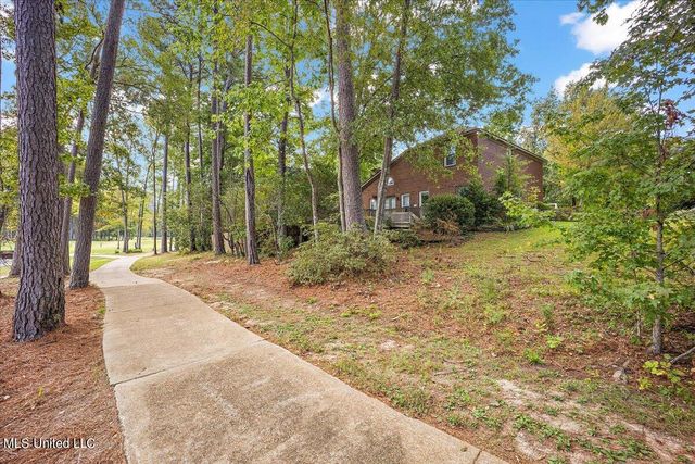 512 Dixton Drive, Brandon, MS 39047