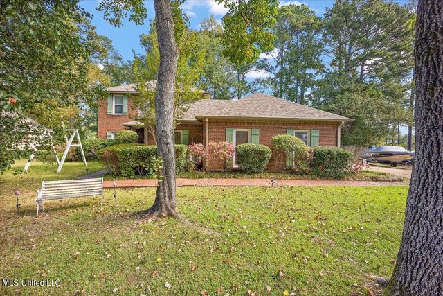 512 Dixton Drive, Brandon, MS 39047