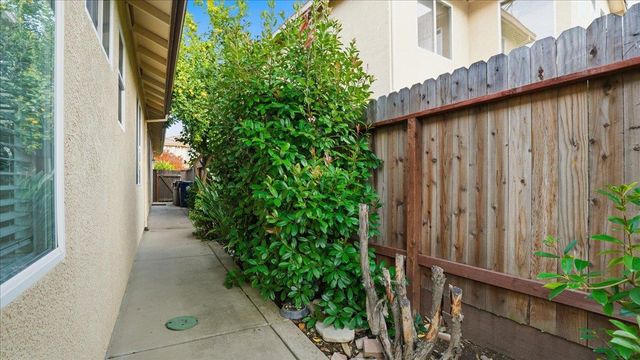 3014 Great Egret Way, Sacramento, CA 95834