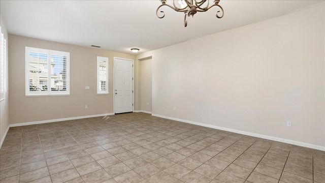 3014 Great Egret Way, Sacramento, CA 95834