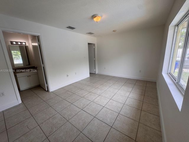 3342 NW 9th Avenue 3344, Miami, FL 33127