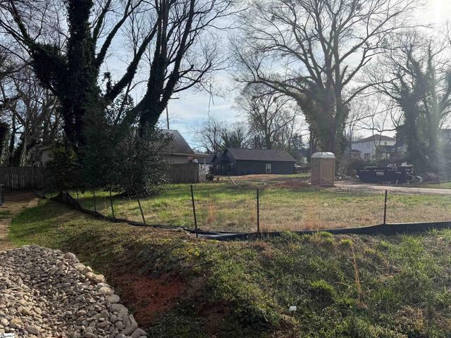 20 Linton Street, Greenville, SC 29611