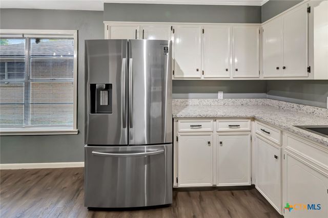 111 Concord Lane, Victoria, TX 77901