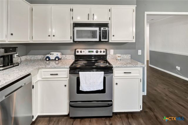 111 Concord Lane, Victoria, TX 77901