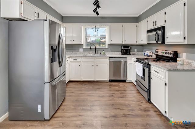 111 Concord Lane, Victoria, TX 77901