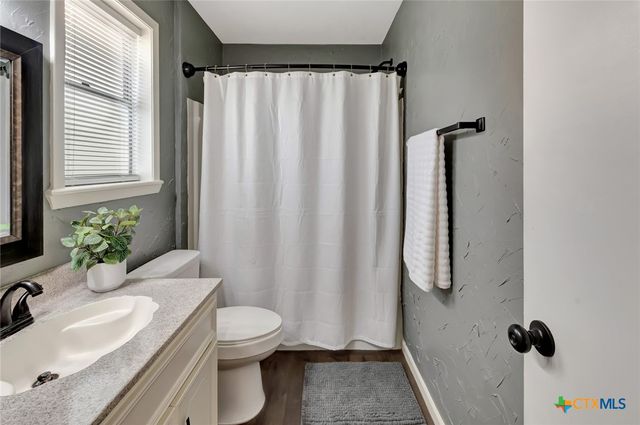 111 Concord Lane, Victoria, TX 77901