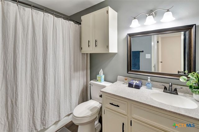 111 Concord Lane, Victoria, TX 77901