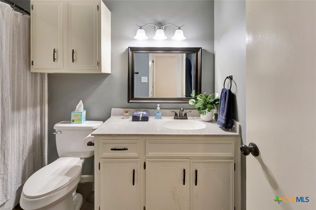 111 Concord Lane, Victoria, TX 77901