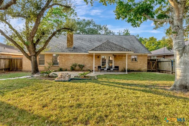 111 Concord Lane, Victoria, TX 77901