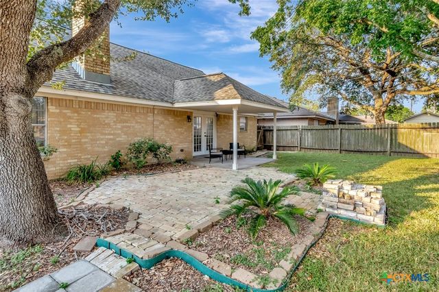 111 Concord Lane, Victoria, TX 77901