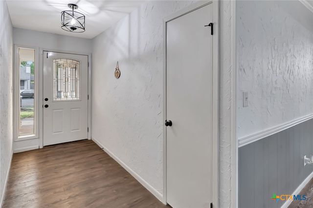 111 Concord Lane, Victoria, TX 77901