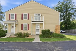 1499 Mariner Drive, Walled Lake, MI 48390