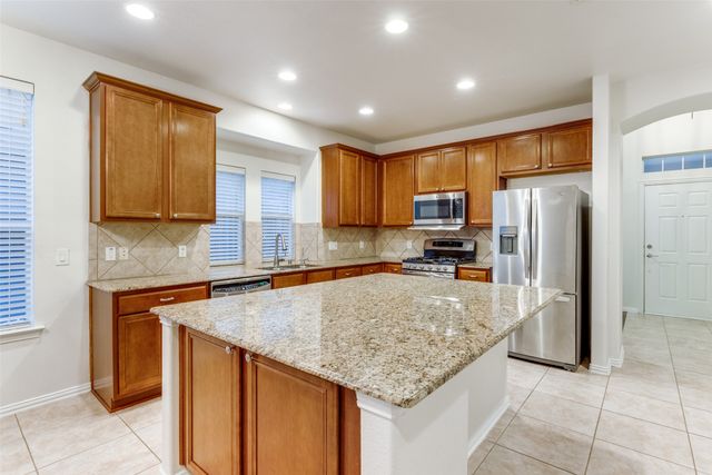 592 Burning Oak Drive, Frisco, TX 75036