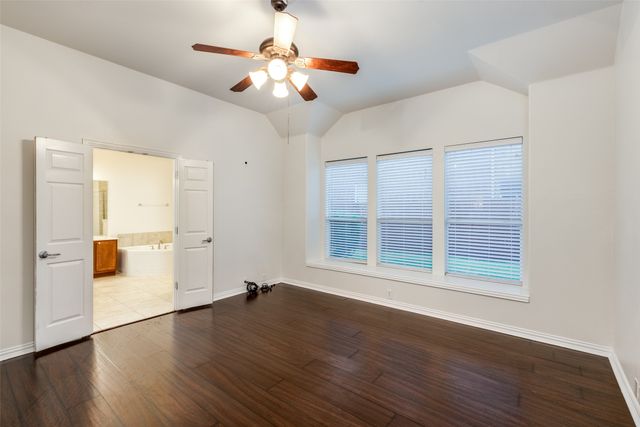 592 Burning Oak Drive, Frisco, TX 75036