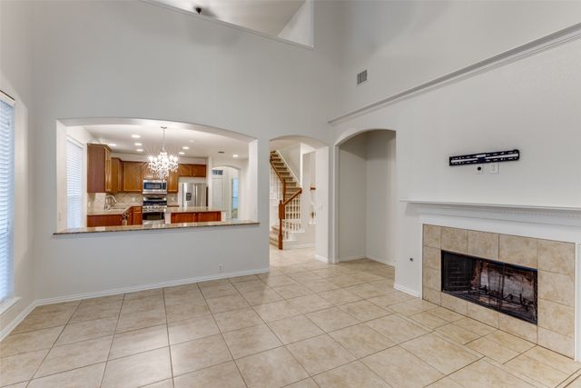 592 Burning Oak Drive, Frisco, TX 75036